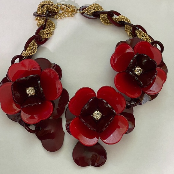 Red Lucite & Rhinestone Flower Necklace - Picture 1 of 3